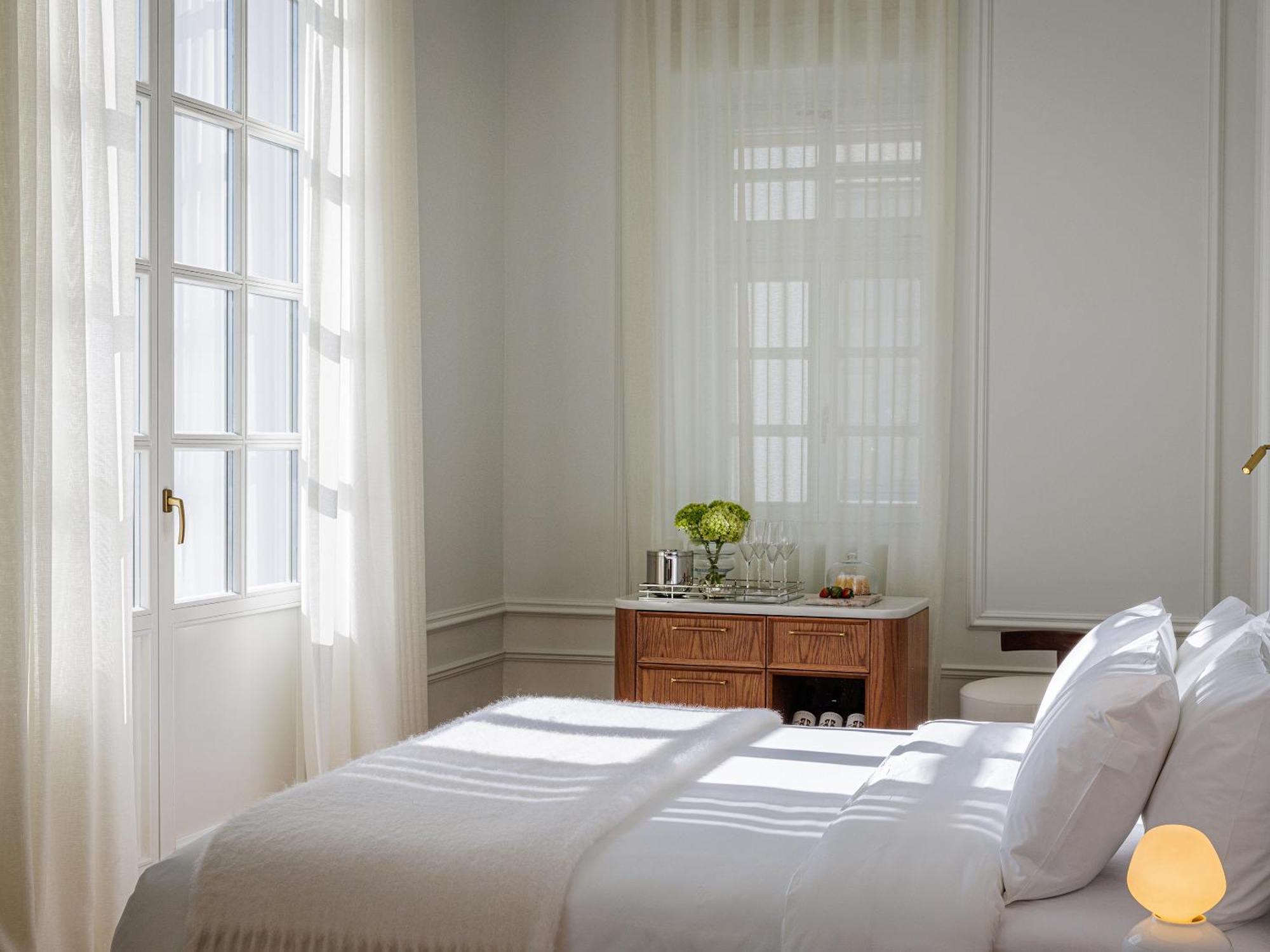 The Dolli At Acropolis, A Hotel To Live Athena Bagian luar foto